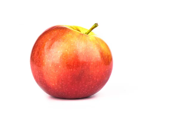 Νωπά apple closeup που απομονώνονται σε λευκό φόντο. — Φωτογραφία Αρχείου