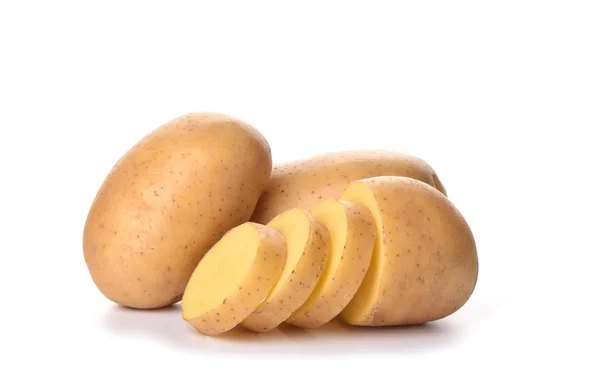 Aardappel Snijd plakjes geïsoleerd op een witte achtergrond. Kopiëren van ruimte — Stockfoto