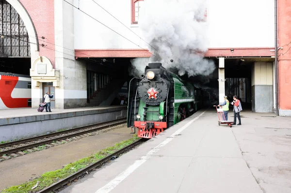 Moscou, Federação Russa - 17 de agosto de 2019: passeios de trem Moscou - Ryazan da estação Kazan . — Fotografia de Stock
