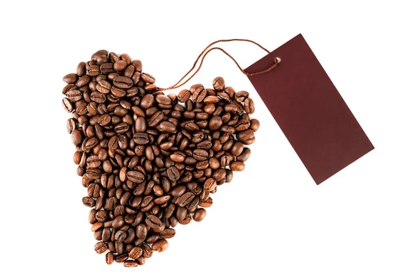 Hjärtformade Kaffebönor Med Tom Etikett För Din Text Kaffebönor Isolerad — Stockfoto