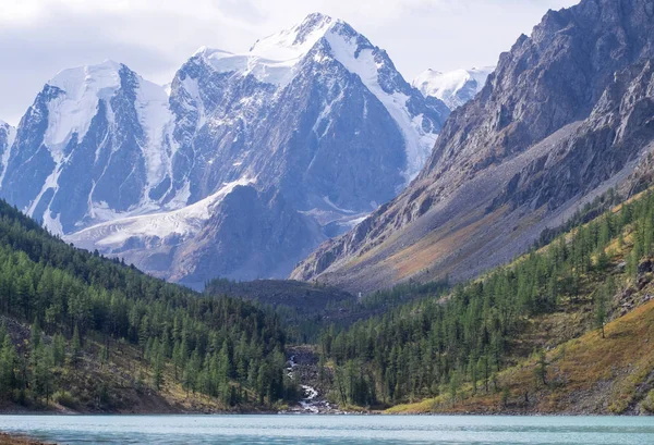 Paisagem Montesa Lago Shavlinsky República Altai — Fotografia de Stock
