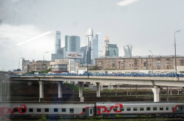 Moskova, Rusya - 22 Haziran 2017 otomobil trafik üçüncü taşıma halkası ve iş merkezi Moskova şehir Moskova.