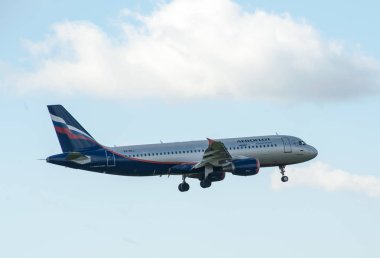  Sheremetyevo, Moscow Region, Rusya Federasyonu - 28 Haziran 2017: Airbus A320 Aeroflot havayolları Sheremetyevo Uluslararası Havaalanı'nda bir iniş yapar.