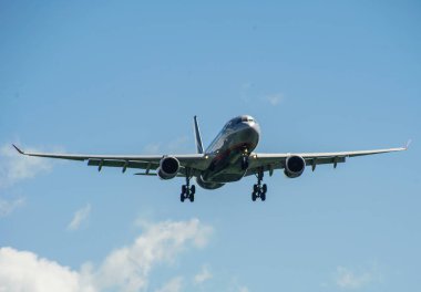  Sheremetyevo, Moscow Region, Rusya Federasyonu - 28 Haziran 2017: Airbus A330 Aeroflot havayolları Sheremetyevo Uluslararası Havaalanı'nda bir iniş yapar.