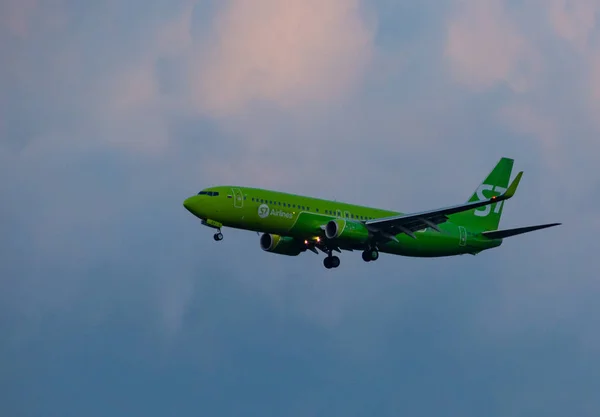 July 2018 Russia Moscow Aircraft Boeing 737 800 Airlines Landing — Stock Photo, Image