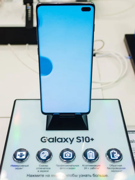 Februar 2019 Moskau Russland Das Neue Smartphone Von Samsung Galaxy — Stockfoto