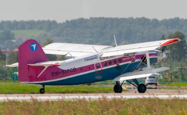 30 Ağustos 2019. Zhukovsky, Rusya. Uluslararası Havacılık ve Uzay Salonu Maks 2019 hafif çok amaçlı Antonov An-2-100 uçağı.