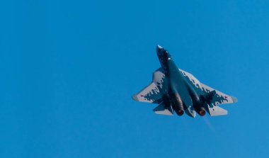 30 Ağustos 2019. Zhukovsky, Rusya. Beşinci nesil, Uluslararası Havacılık ve Uzay Salonu MAKS 2019 'da çok işlevli Rus avcı uçağı Sukhoi Su-57' nin geleceği parlak..