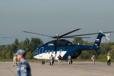 30 Ağustos 2019. Zhukovsky, Rusya. Uluslararası Havacılık ve Uzay Salonu MAKS 2019 'da Rus orta-amaçlı Mil Mi-38 helikopteri..