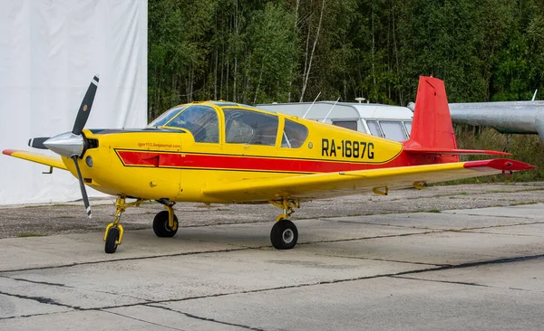 Septiembre 2020 Región Kaluga Rusia Aviones Entrenamiento Multipropósito Iar 823 —  Fotos de Stock