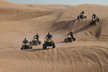 Dubai Çölünde Heyecanlı Bisiklet Macerası 3 Eylül 2025