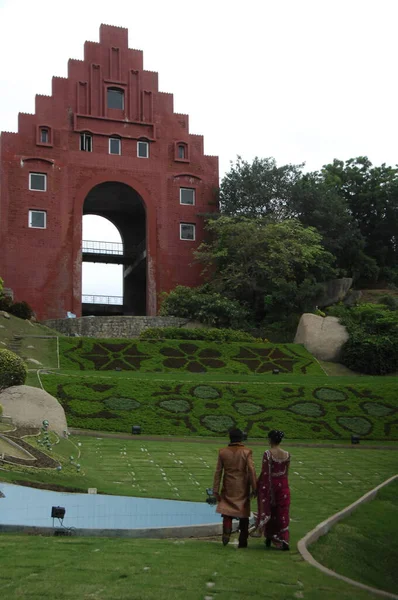 Sevgili Hindistan 'ın arka görünüşü