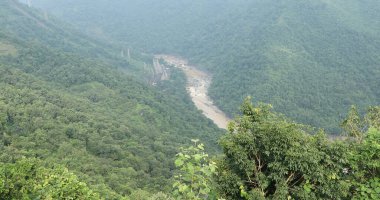Görkemli Şelaleler Dağdan Aşağı Şelaleler Koraput Odisha Hindistan 'ı Kırıyor