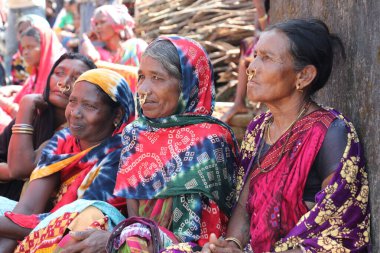 Hindistan Yoksul Çeteleri Koraput Odisha 'yı izliyor. 15 Eylül 2025