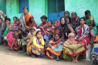 Hindistan Yoksul Çeteleri Koraput Odisha 'yı izliyor. 15 Eylül 2025