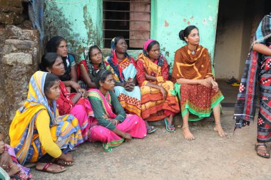 Hindistan Yoksul Çeteleri Koraput Odisha 'yı izliyor. 15 Eylül 2025