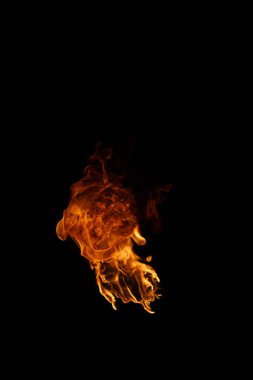 Gecenin içinde Parlayan Alev Feneri