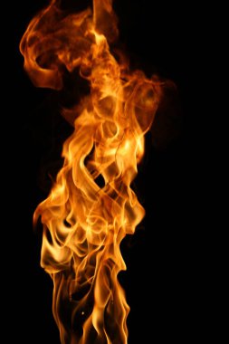 Gecenin içinde Parlayan Alev Feneri