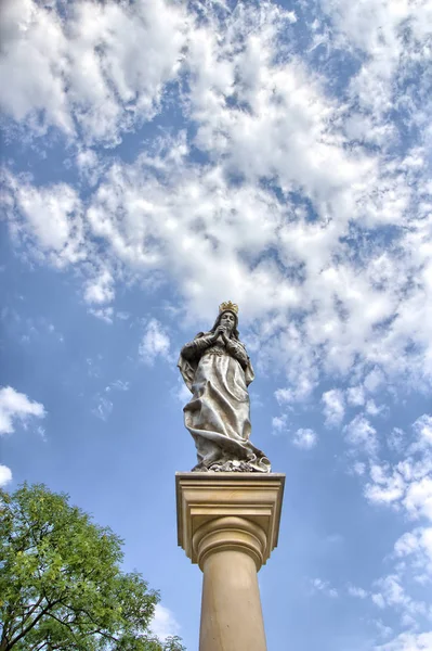 Estátua Maria Virgem — Fotografia de Stock