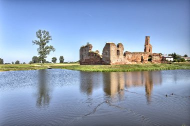 Besiekiery, kalesinin bir Gotik - Leczyca, Lodzkie, Polonya
