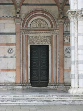 Kapılar Toskana - İtalya