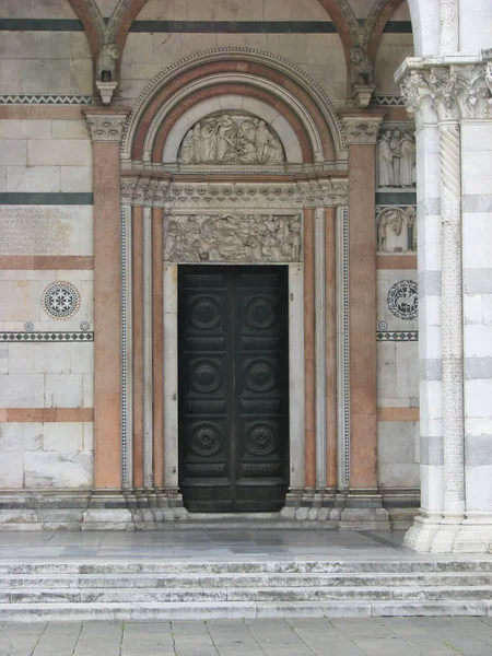 Kapılar Toskana - İtalya