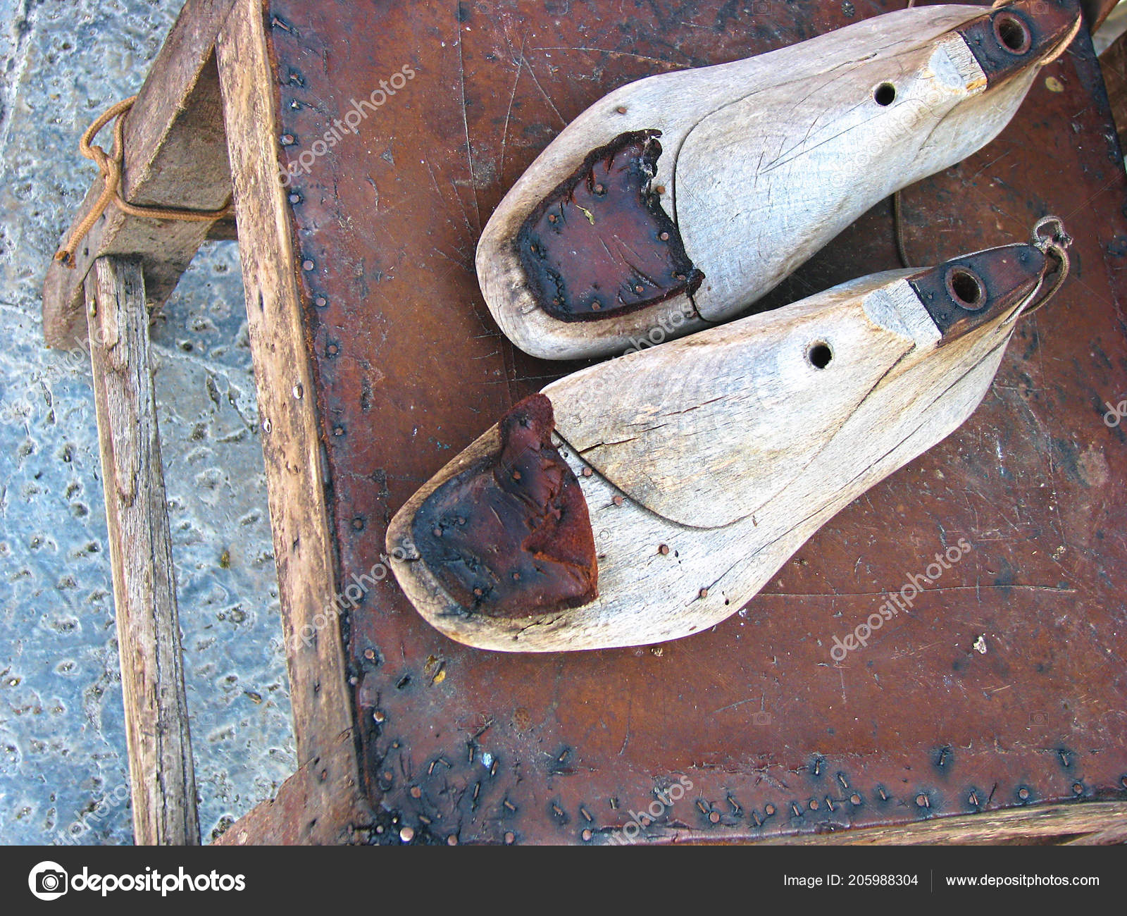 Process Sewing Shoes Medieval Shoemaker Tuscany Italy Stock Process Sewing Shoes Medieval Shoemaker Tuscany Italy Stock