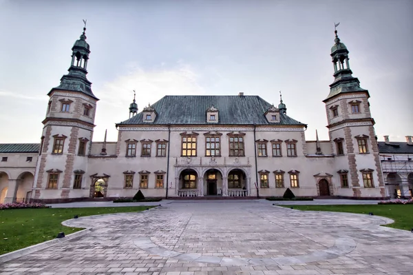 Castillo Barroco Palacio Del Obispo Kielce Polonia Europa — Foto de Stock