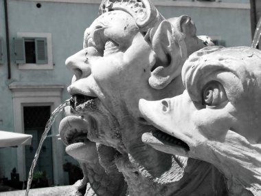 Heykeller Roma'daki Piazza della Rotonda - Pantheon - - İtalya