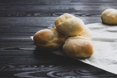 Taze ev yapımı rulo - yiyecek