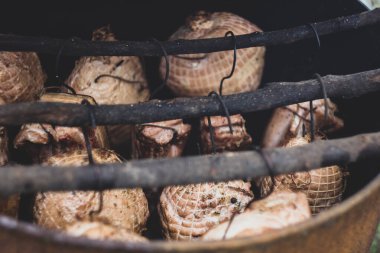 Ev yapımı jambon ve sosis, DIY, sağlıklı mutfak.