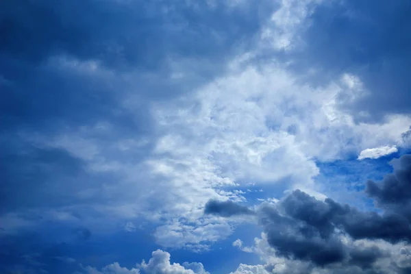 Perspective View Romantic Navy Blue Sky White Grey Clouds Beautiful — Stock Photo, Image