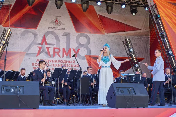 Kubinka Rusia Agosto 2018 Vista Sobre Escenario Concierto Con Orquesta — Foto de Stock