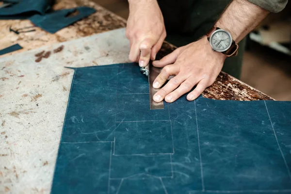 Closeup work with genuine leather — Stock Photo, Image