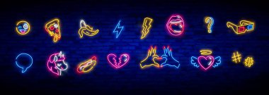 Pop sanat simgeleri ayarlayın. Pop sanat Neon işareti. Parlak tabela, hafif afiş. Neon izole simgesi, amblem. Kalp, elmas, Pizza, gülümseme, el, dondurma, yıldız, çörek ve Unicorn vektör Neon simgesi