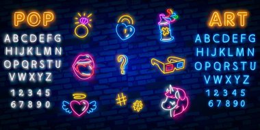 Pop sanat simgeleri ayarlayın. Pop sanat Neon işareti. Parlak tabela, hafif afiş. Neon izole simgesi, amblem. Kalp, elmas, Pizza, gülümseme, el, dondurma, yıldız, çörek ve Unicorn vektör Neon simgesi