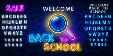 Okula hoş geldin kartı tasarım şablonu neon vektörü. Modern trend tasarımı, okul yılının ilk ışıkları. Tebrik kartı, davetiye posteri için okula dönüyorum. Vektör