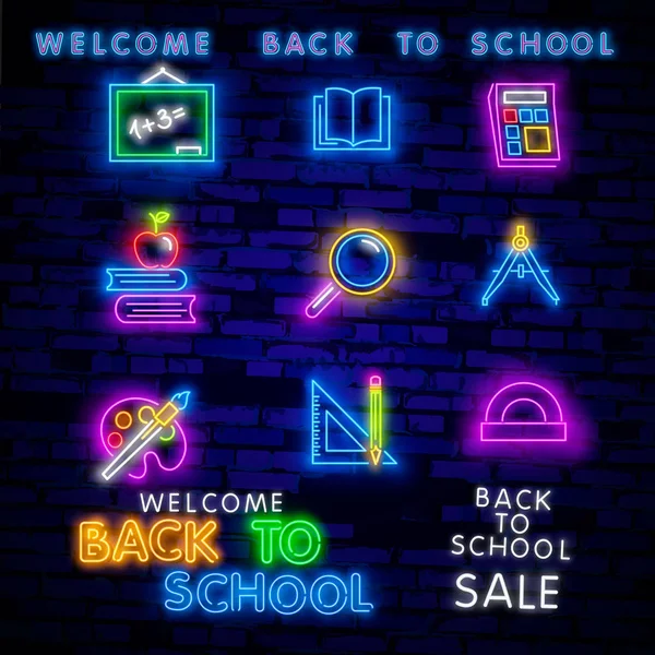 Înapoi la școală Bine ați venit felicitări șablon de design neon vector. Design modern de tendință, începutul anului școlar semn de neon. Înapoi la școală pentru felicitări, poster invitație. Vector — Fotografie de stoc gratuită