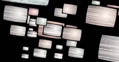 Eski bir tv üzerinde gürültü ayarlar. Televizyon ekranları ile kar ve sinyal yok kar yağışı arasında uçuş. Soyut kavram sorunsuz animasyon görüntüler.