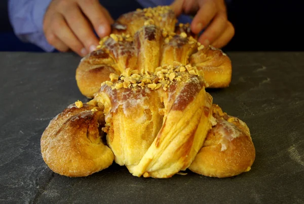 Colocación Pedazo Pastelería Pulida Tradicional Fresca Rogal Swietomarcinski Croissant Saint — Foto de Stock
