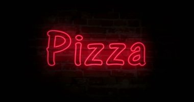 Pizza neon ışık tuğla duvar arka plan üzerinde oturum açın. İlmekledi kavramı animasyon parlayan büyük Işıklı reklam. Vintage tarzı.