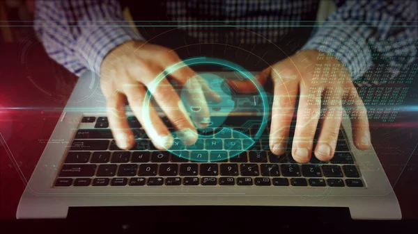 Hombre escribiendo en el teclado portátil con forma de cabeza holograma — Foto de Stock