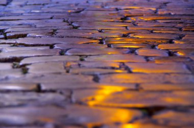 Geceleri Pavement Caddesi