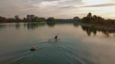 Hava uçak atış gölde Kano. Yaz saati