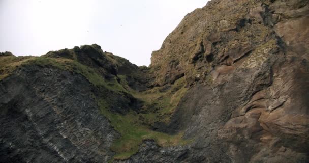 Elemento rocha de Reynisfjara, Vik Islândia Reynisfjara Beach . — Vídeo de Stock