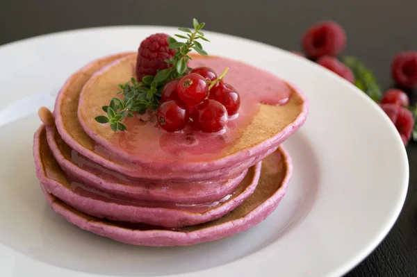 Berry Homemade Pancakes Black Background — Stock Photo, Image