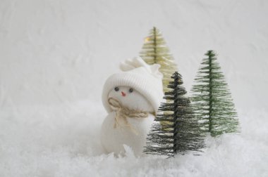 Mutlu yeni yıl tebrik kartı parlak renkler