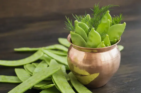 Young Fresh Green Peas Wooden Background — Stock Photo, Image