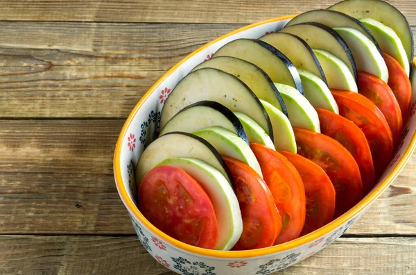 Verduras Preparadas Para Cocinar Ratatouille Guiso Francés Tradicional —  Fotos de Stock