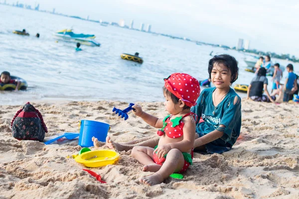 Niña Feliz Playa Verano — Foto de Stock